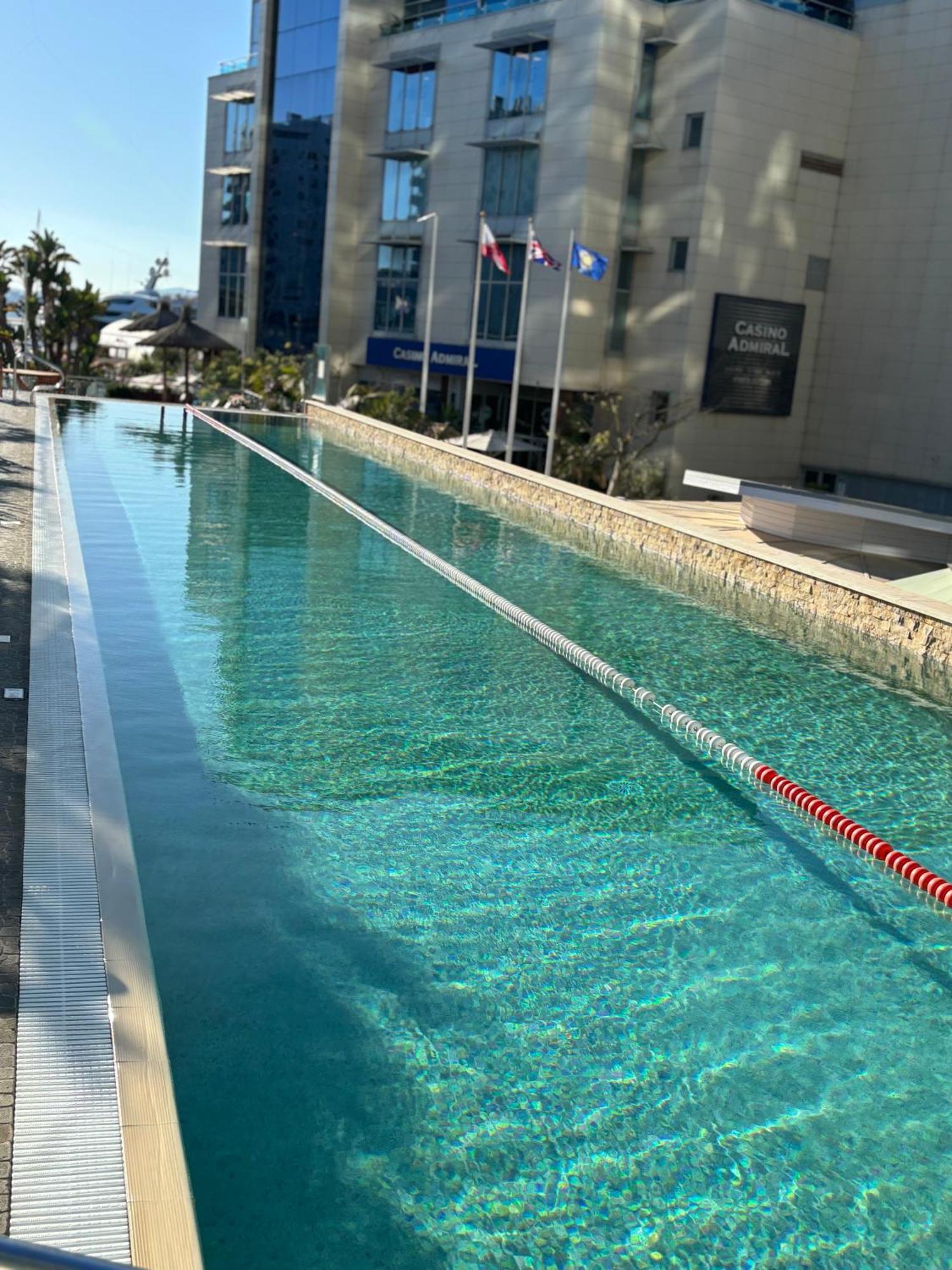 Ocean Village High Floor Luxury Modern Apartment ジブラルタル エクステリア 写真