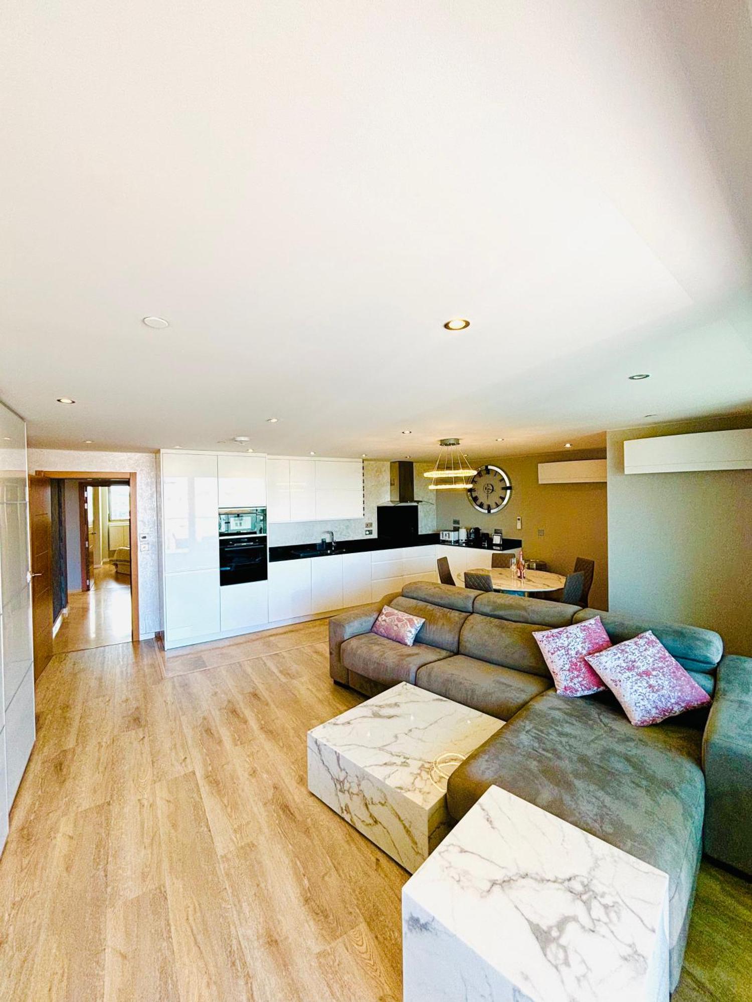 Ocean Village High Floor Luxury Modern Apartment ジブラルタル エクステリア 写真