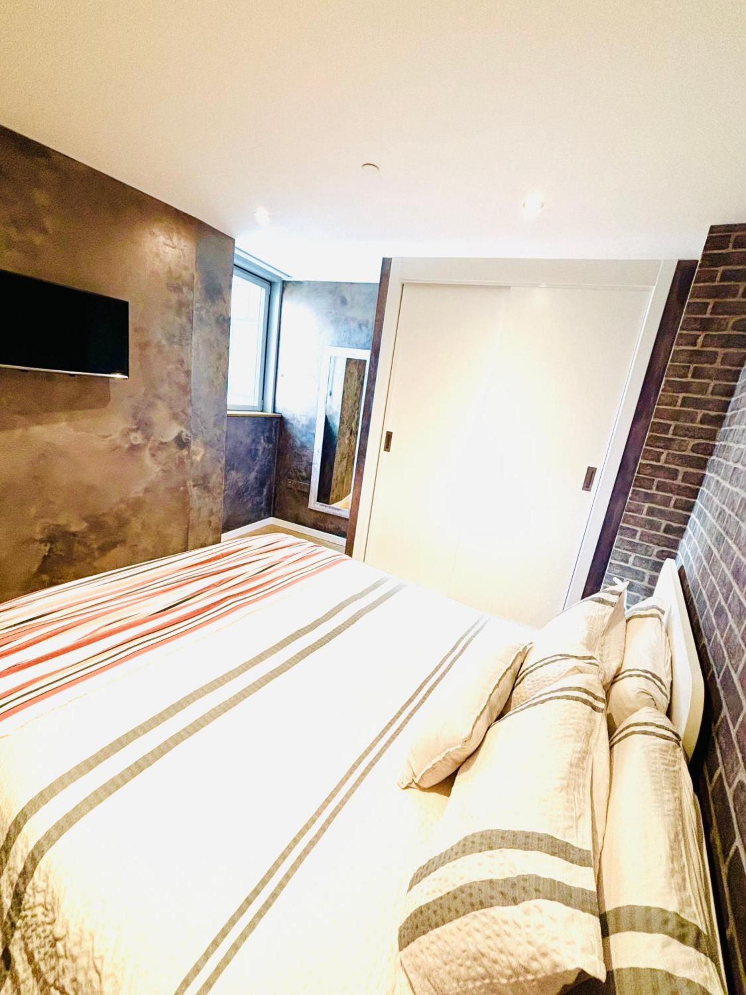 Ocean Village High Floor Luxury Modern Apartment ジブラルタル エクステリア 写真